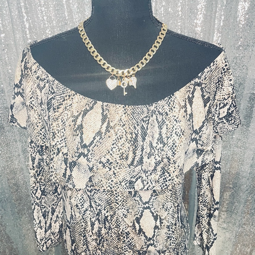 Long Sleeve Snakeskin print Bodysuit top